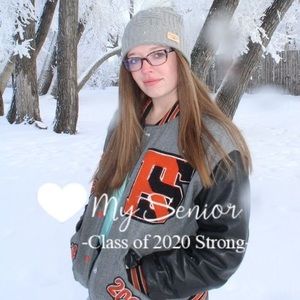 Meet your Posher, Leslie